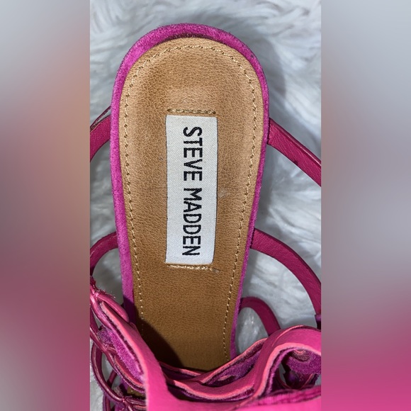 Steve Madden Pink heels - Picture 3 of 7